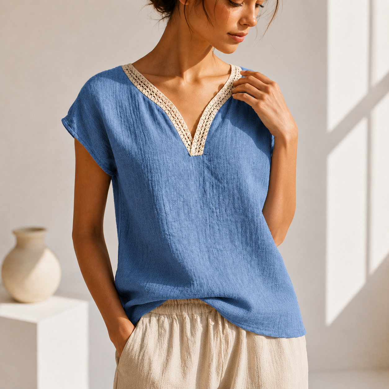 Bellamont | Lace Collar Linen Blouse