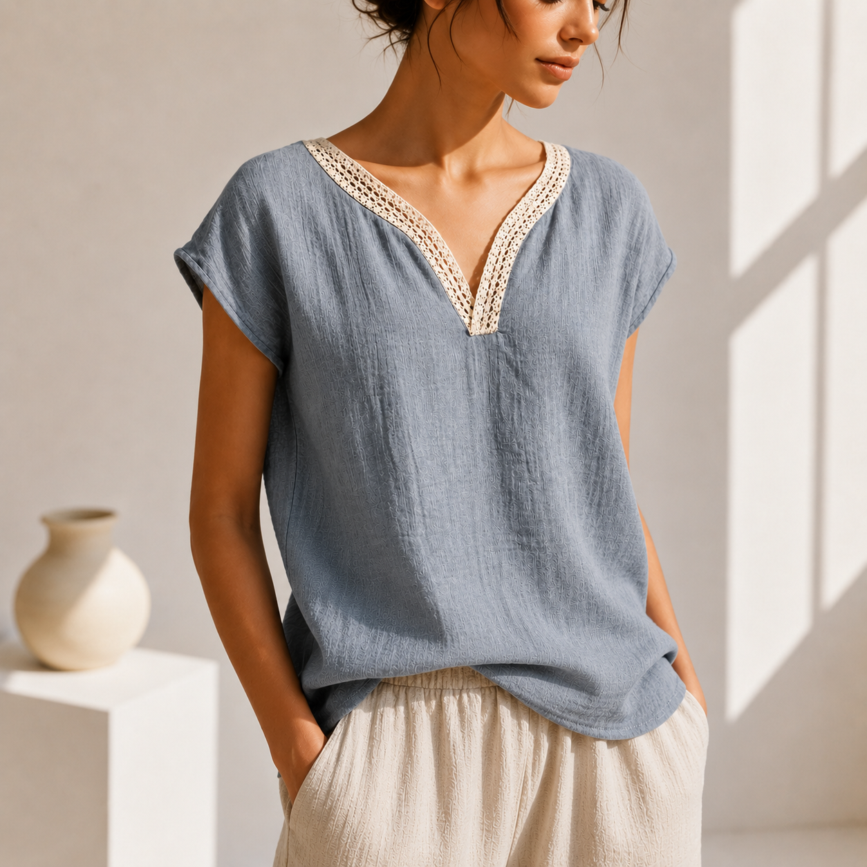 Bellamont | Lace Collar Linen Blouse